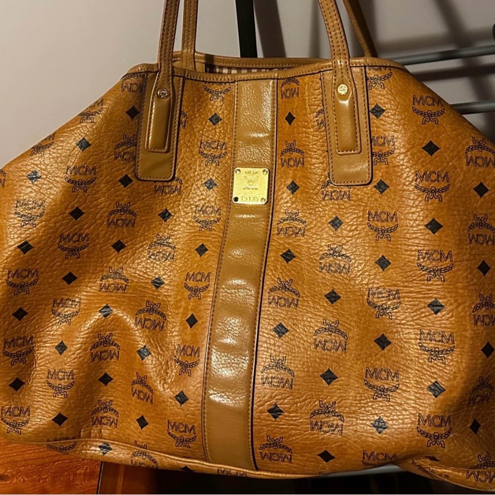 MCM Tan Cognac Liz Shoulder Bag Reversible